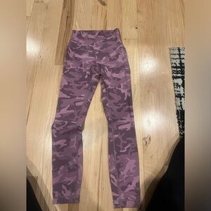 Lululemon Wunder Under Tight Size 2 Incognito Camo Pink Taupe